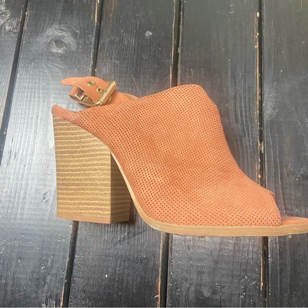 Alter’d State Women Sz 8 Heeled Sandals Orange Peep Toe Cut Out 4" Stacked Boho